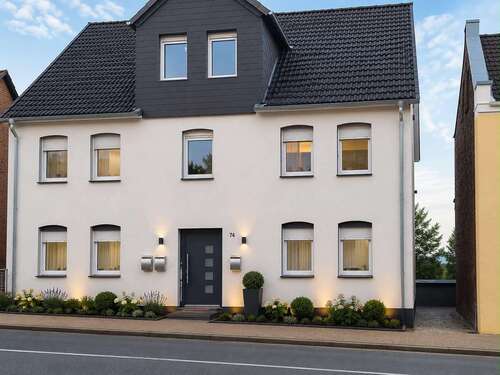 Foto - Haus zum Kaufen in Obernkirchen 480.000,00 € 372 m²