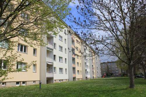 Foto - Wohnung zum Mieten in Altenburg 380,00 € 59.3 m²
