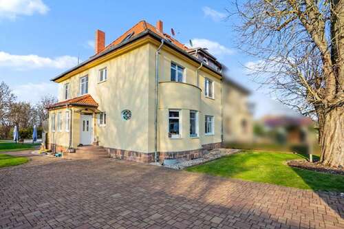 Foto - Haus zum Kaufen in Plötz 399.900,00 € 270 m²