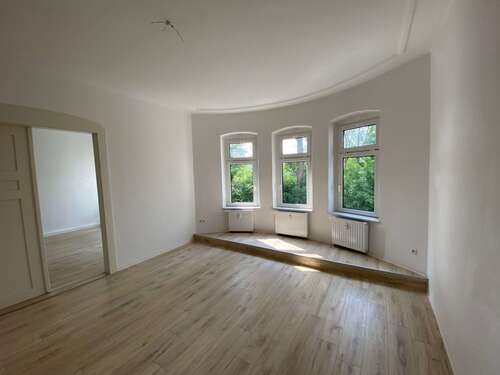 Foto - Wohnung zum Mieten in Mylau 475,00 € 105.5 m²