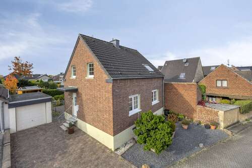 Foto - Haus zum Kaufen in Erftstadt-Gymnich 349.000,00 € 132 m²