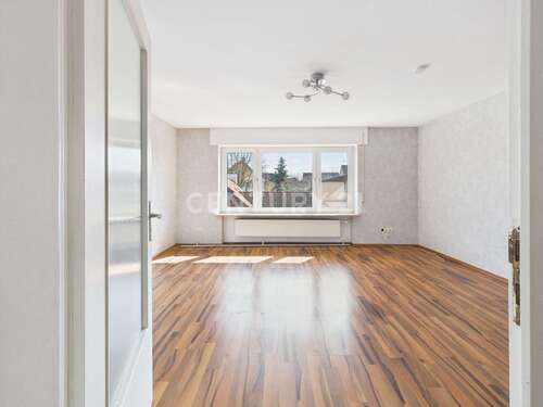 Foto - Haus zum Kaufen in Riedstadt OT Leeheim 430.000,00 € 258 m²