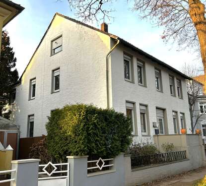 Foto - Haus zum Kaufen in Herford 299.000,00 € 251 m²