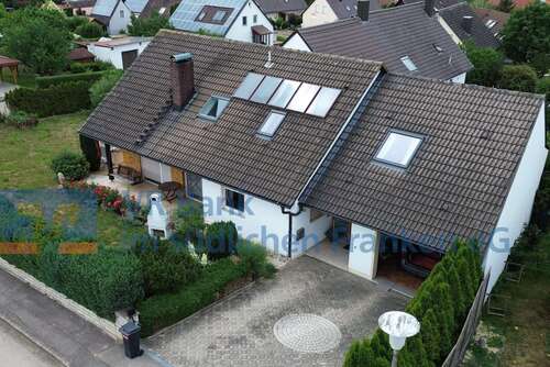Foto - Haus zum Kaufen in Unterschwaningen 379.000,00 € 132 m²