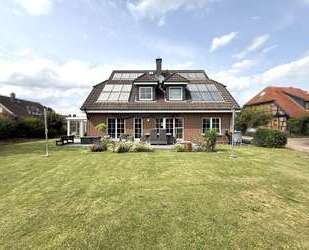 Haus zum Kaufen in Hohenhameln 425.000,00 € 211 m²