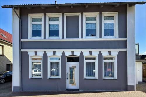 Foto - Haus zum Kaufen in Buxtehude 558.000,00 € 209 m²