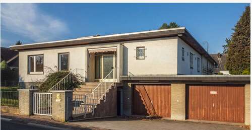 Foto - Haus zum Kaufen in Bad Homburg v.d.H. 1.700.000,00 € 215 m²