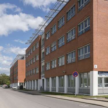 Foto - Büro in Schwerin 3.173,00 € 380 m²