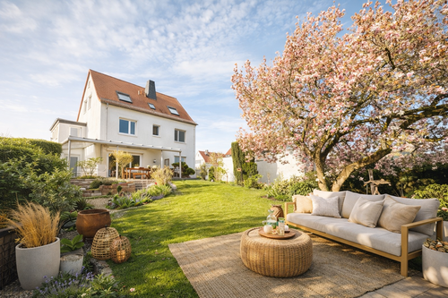 Foto - Haus zum Kaufen in Bruchköbel 695.000,00 € 178 m²