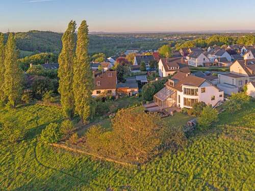 Foto - Haus zum Kaufen in Rösrath Hoffnungsthal 1.150.000,00 € 239 m²