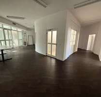 Büro in Görlitz 2.858,20 € 411.25 m²