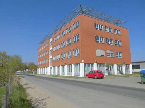 Foto - Büro in Schwerin 1.837,50 € 245 m²