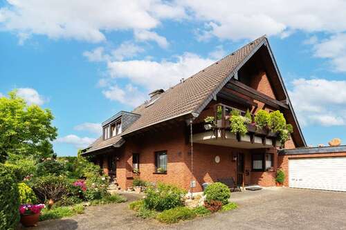 Foto - Haus zum Kaufen in Leichlingen 735.000,00 € 232 m²