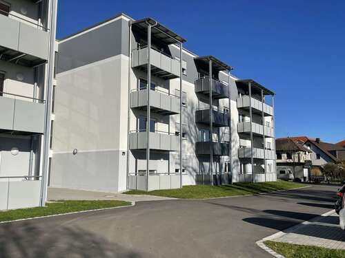 Foto - Wohnung zum Mieten in Erbendorf 538,00 € 65.37 m²