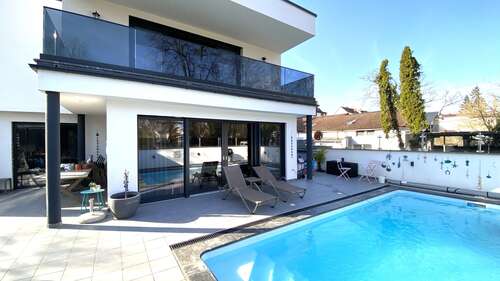 Foto - Haus zum Kaufen in Karlsruhe 1.349.000,00 € 277 m²