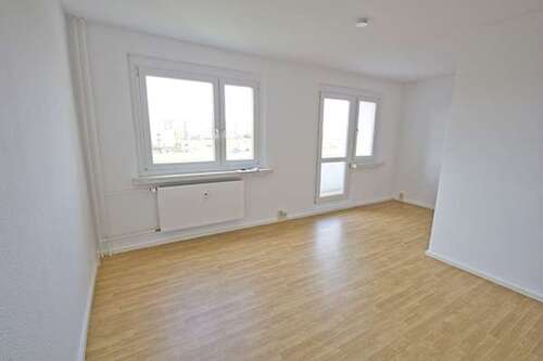 Foto - Wohnung zum Mieten in Halle (Saale) 277,00 € 30.72 m²