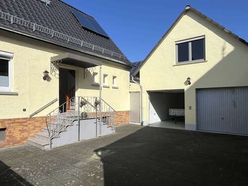 Foto - Haus zum Mieten in Florstadt 1.250,00 € 123.73 m²