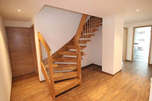 Foto - Wohnung zum Mieten in Blumberg 1.290,00 € 185 m²