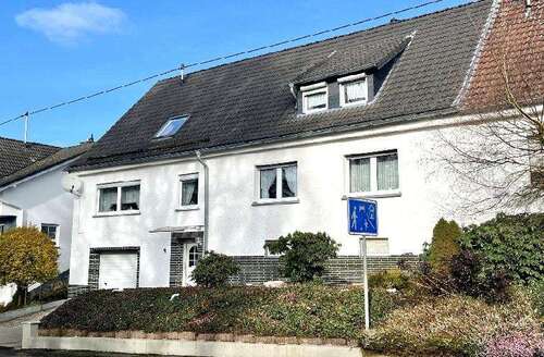Foto - Haus zum Kaufen in Niederelbert 220.000,00 € 150 m²
