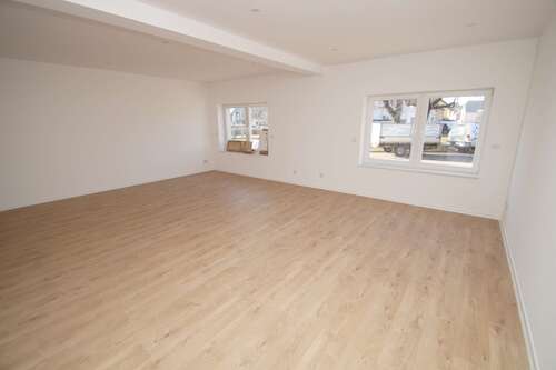 Foto - Wohnung zum Mieten in Schkopau 1.218,00 € 121.78 m²