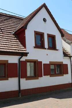 Foto - Haus zum Kaufen in Wachenheim 95.000,00 € 130 m²