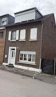 Foto - Haus zum Kaufen in Düsseldorf 950.000,00 € 164 m²