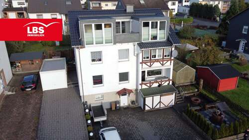 Foto - Haus zum Kaufen in Bad Berleburg 249.000,00 € 199 m²