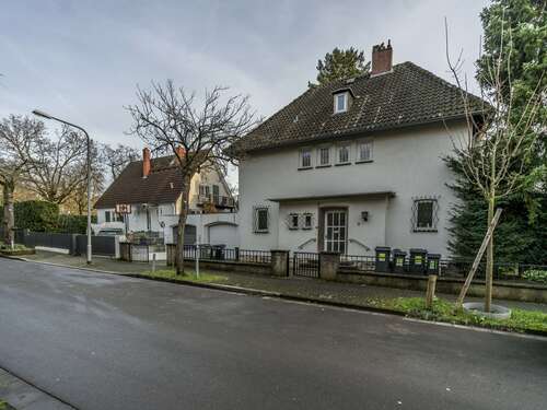 Foto - Haus zum Kaufen in Wiesbaden 989.000,00 € 185 m²