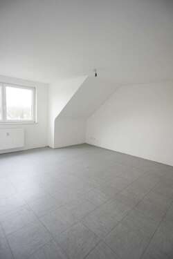 Foto - Wohnung zum Mieten in Duisburg 425,46 € 60.78 m²
