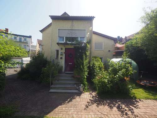 Foto - Haus zum Kaufen in Zweibrücken 295.000,00 € 260 m²