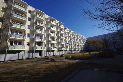Foto - Wohnung zum Mieten in Greifswald 330,68 € 55.67 m²