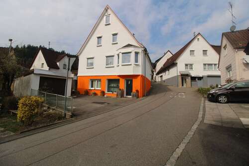 Foto - Haus zum Kaufen in Oberndorf am Neckar 149.000,00 € 120 m²