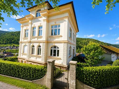 Foto - Haus zum Kaufen in Höfen an der Enz 649.000,00 € 235 m²