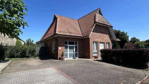 Foto - Haus zum Kaufen in Ausleben 219.000,00 € 137 m²