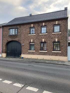 Foto - Haus zum Kaufen in Düren 460.000,00 € 240 m²