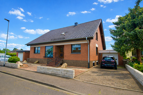 Foto - Haus zum Kaufen in Erftstadt- Erp 480.000,00 € 185 m²