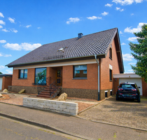 Haus zum Kaufen in Erftstadt- Erp 480.000,00 € 185 m²