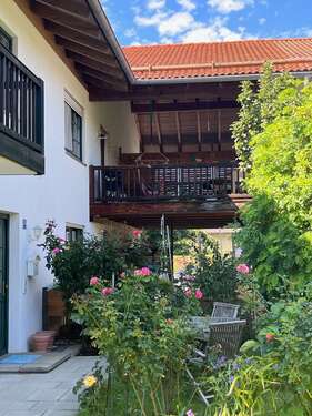 Foto - Wohnung zum Mieten in Vogtareuth 850,00 € 67 m²