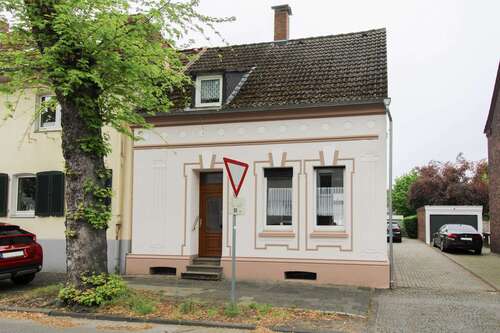Foto - Haus zum Kaufen in Duisburg 349.800,00 € 136.39 m²