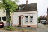 Haus zum Kaufen in Duisburg 349.800,00 € 136.29 m²
