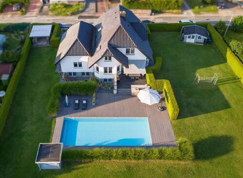 Foto - Haus zum Kaufen in Lage 995.000,00 € 255.99 m²
