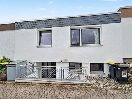 Foto - Haus zum Kaufen in Laatzen 369.000,00 € 134.85 m²
