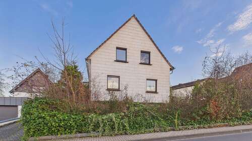 Foto - Haus zum Kaufen in Königswinter 180.000,00 € 120 m²