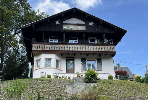 Foto - Haus zum Kaufen in Klingenthal 340.000,00 € 167.31 m²