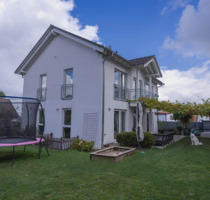 Haus zum Kaufen in Dietzenbach 1.110.000,00 € 222 m²