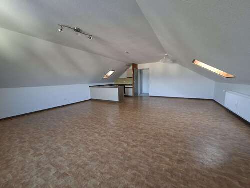 Foto - Wohnung zum Mieten in Bischofsheim 490,00 € 42 m²