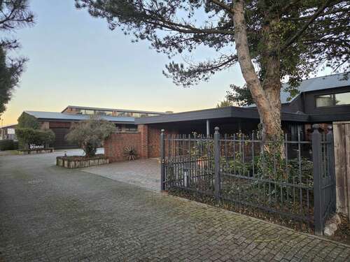 Foto - Haus zum Kaufen in Wolfsburg 1.690.000,00 € 281.55 m²