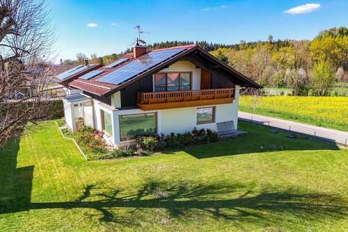 Foto - Haus zum Kaufen in Chieming 845.000,00 € 160 m²