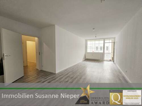 Foto - Wohnung zum Mieten in Solingen 740,32 € 92.54 m²