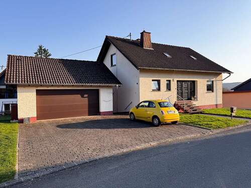 Foto - Haus zum Kaufen in Brücken 300.000,00 € 199 m²